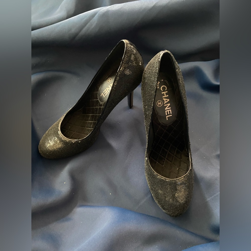 Chanel Black Sequin Pumps with Quilted Interior